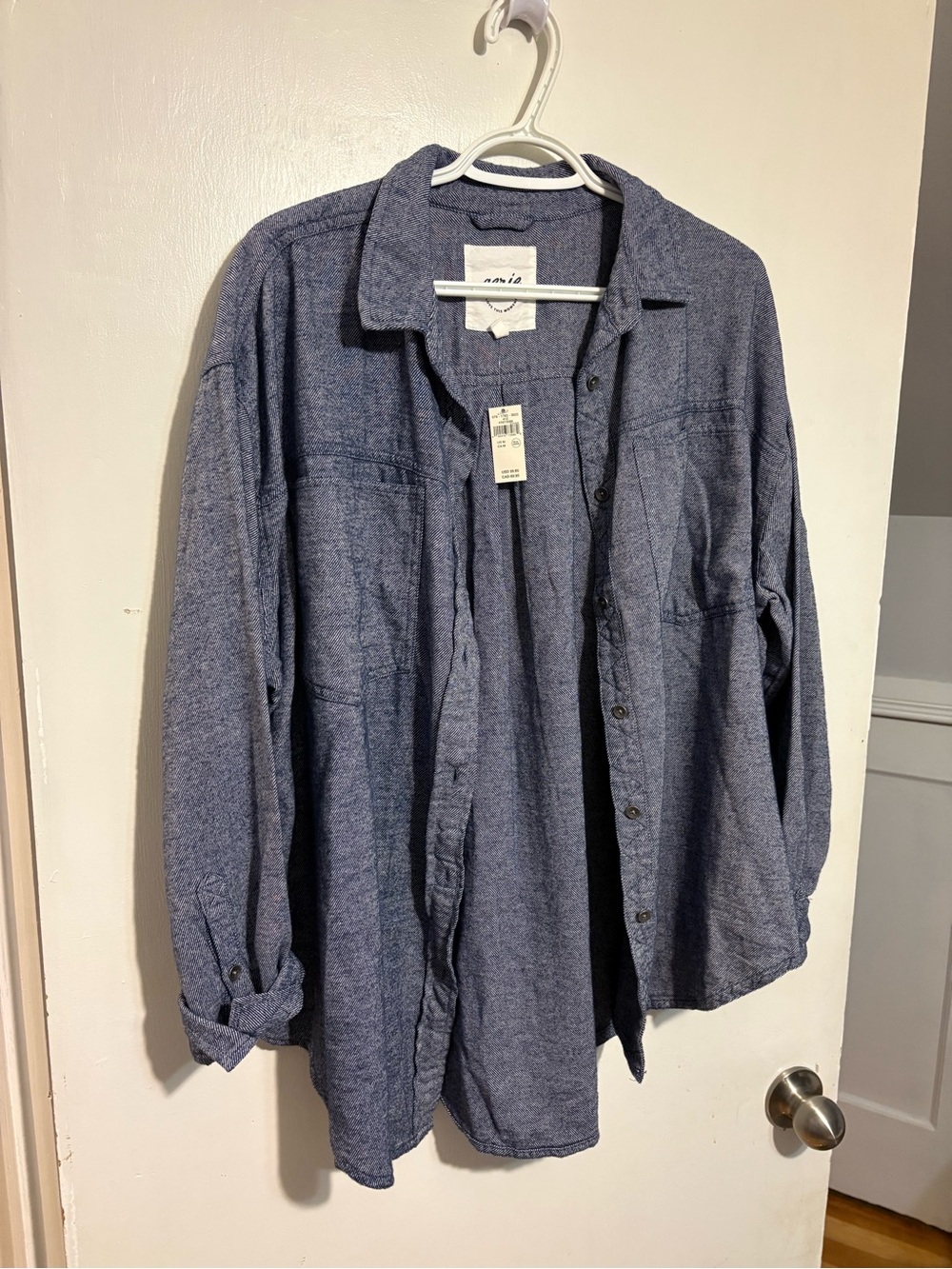 NWT- aerie anytime shirt